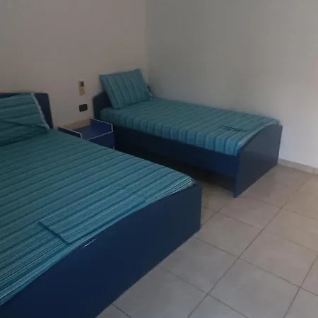 Apartament Holiday Albania *